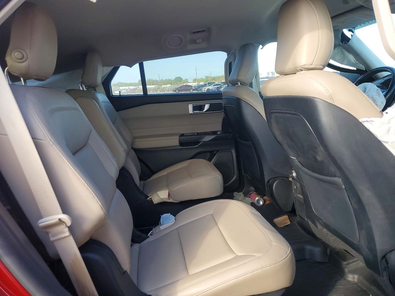 2020 FORD EXPLORER XLT photo 11