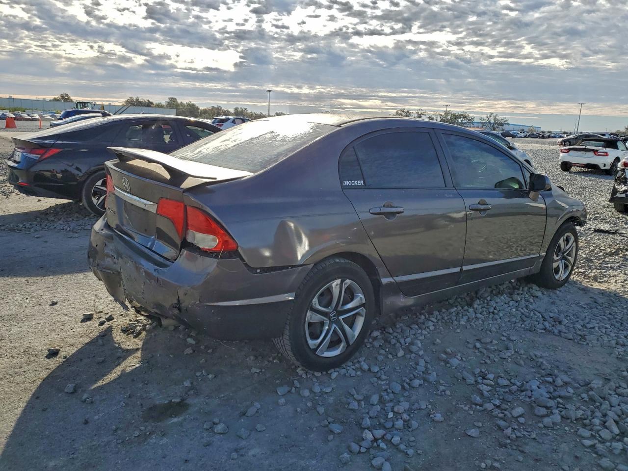 2010 HONDA CIVIC LX photo 3