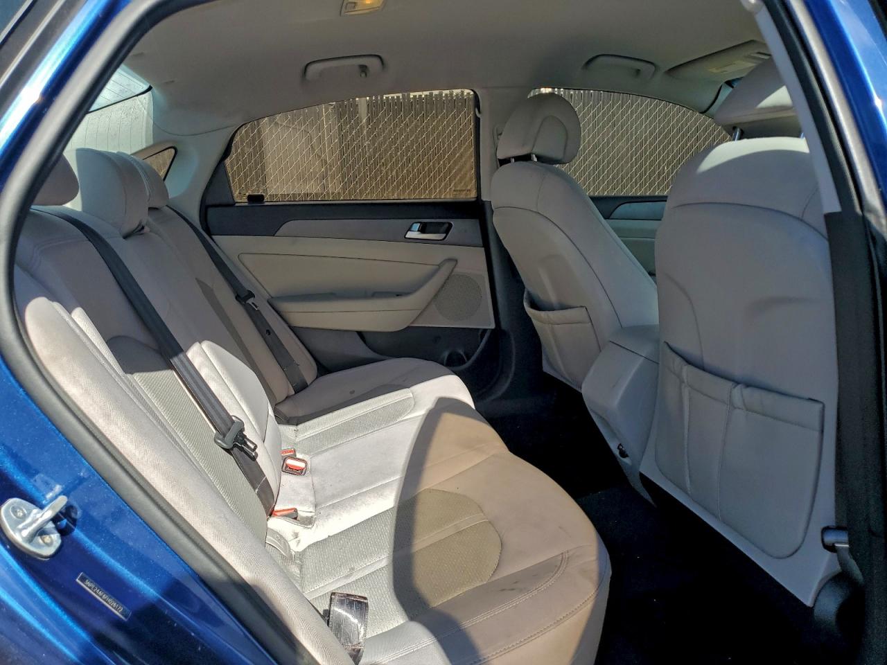 2015 HYUNDAI SONATA SE photo 10