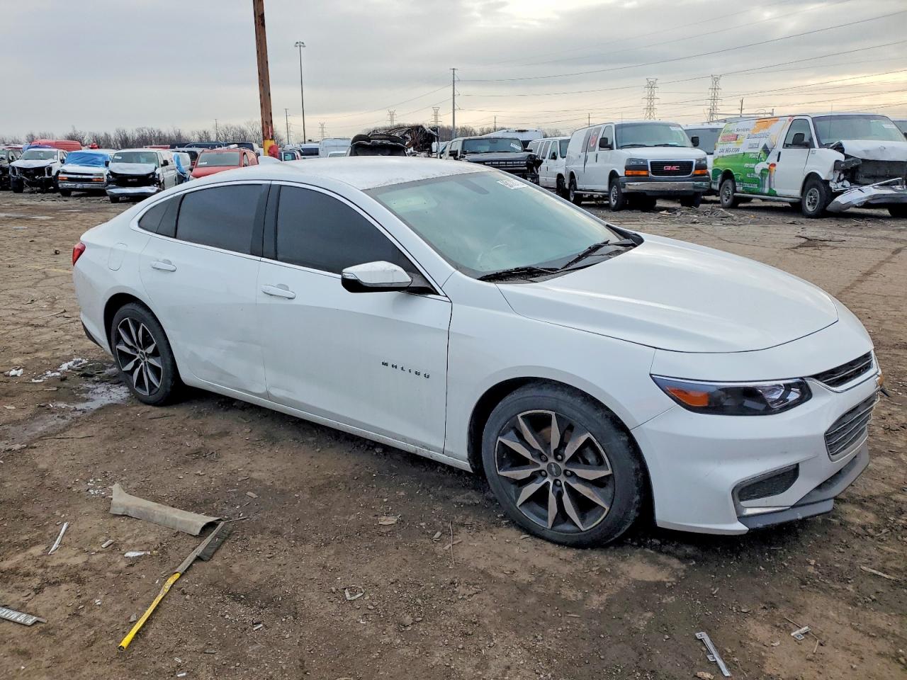 2018 CHEVROLET MALIBU LT photo 4