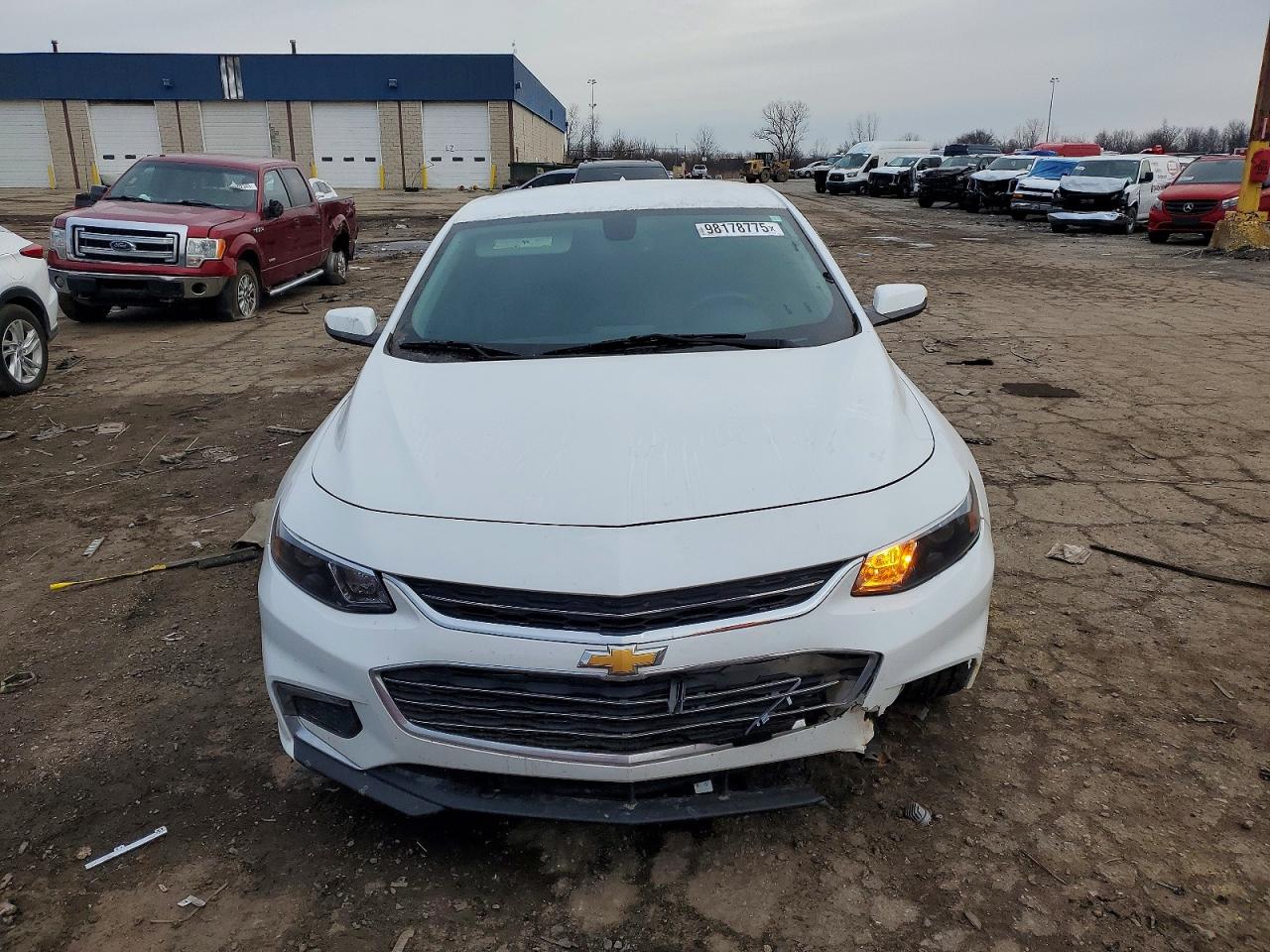 2018 CHEVROLET MALIBU LT photo 5