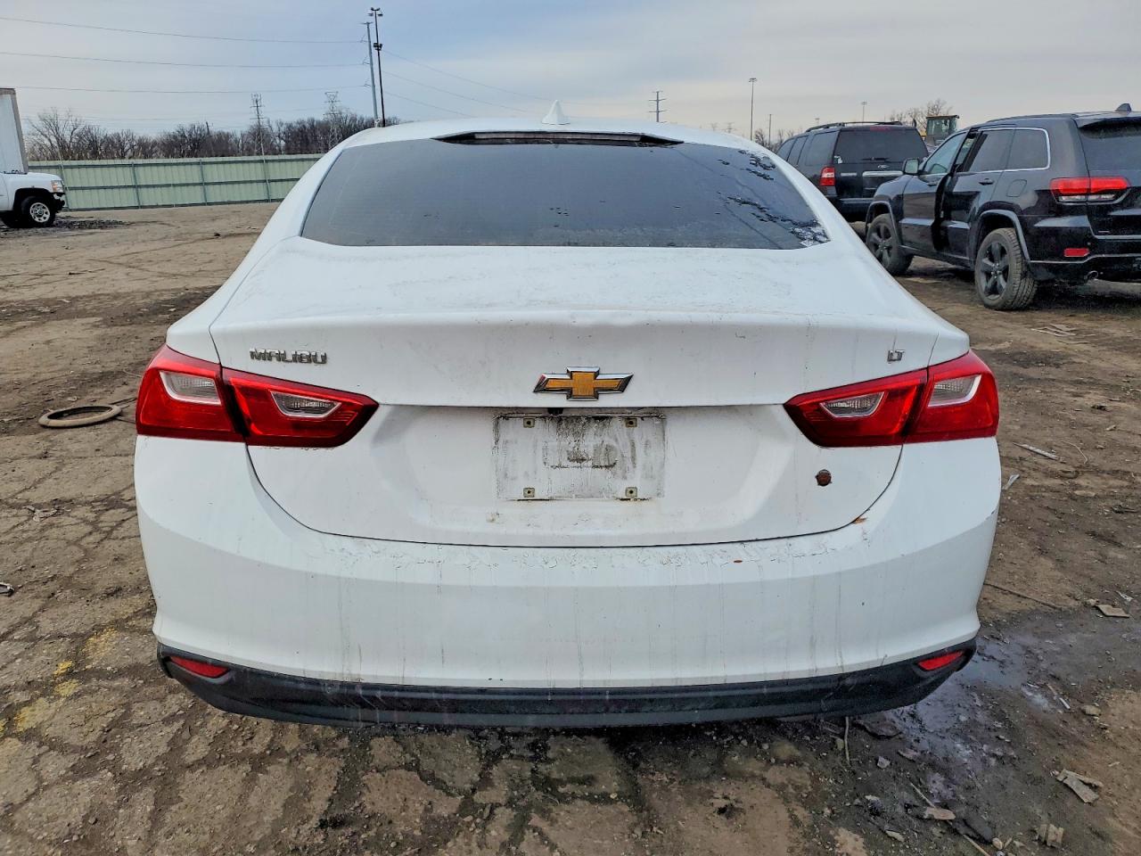 2018 CHEVROLET MALIBU LT photo 6