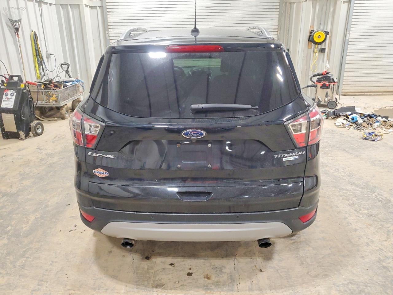 2017 FORD ESCAPE TITANIUM photo 6