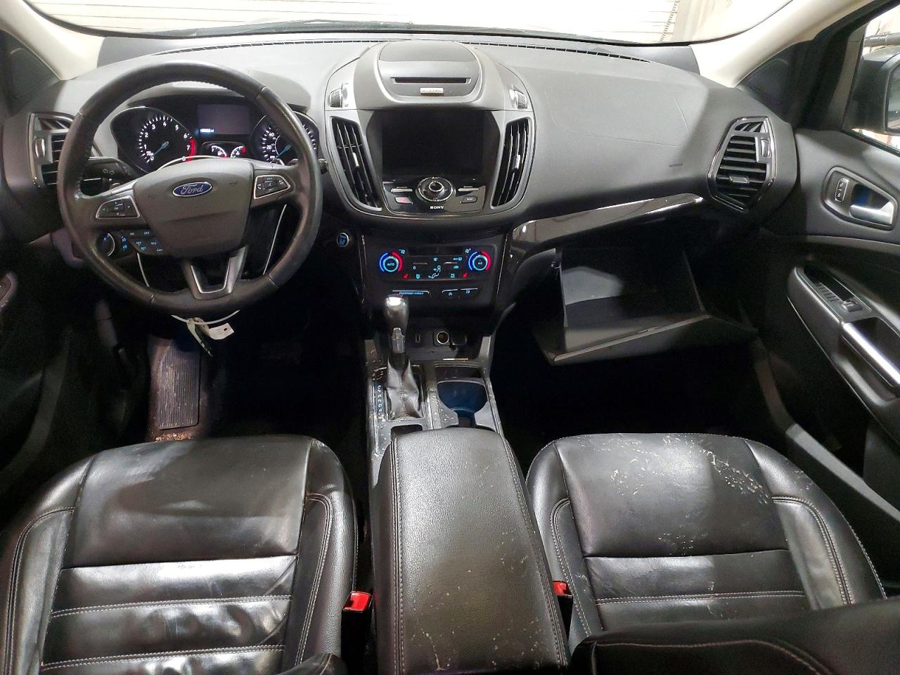 2017 FORD ESCAPE TITANIUM photo 8