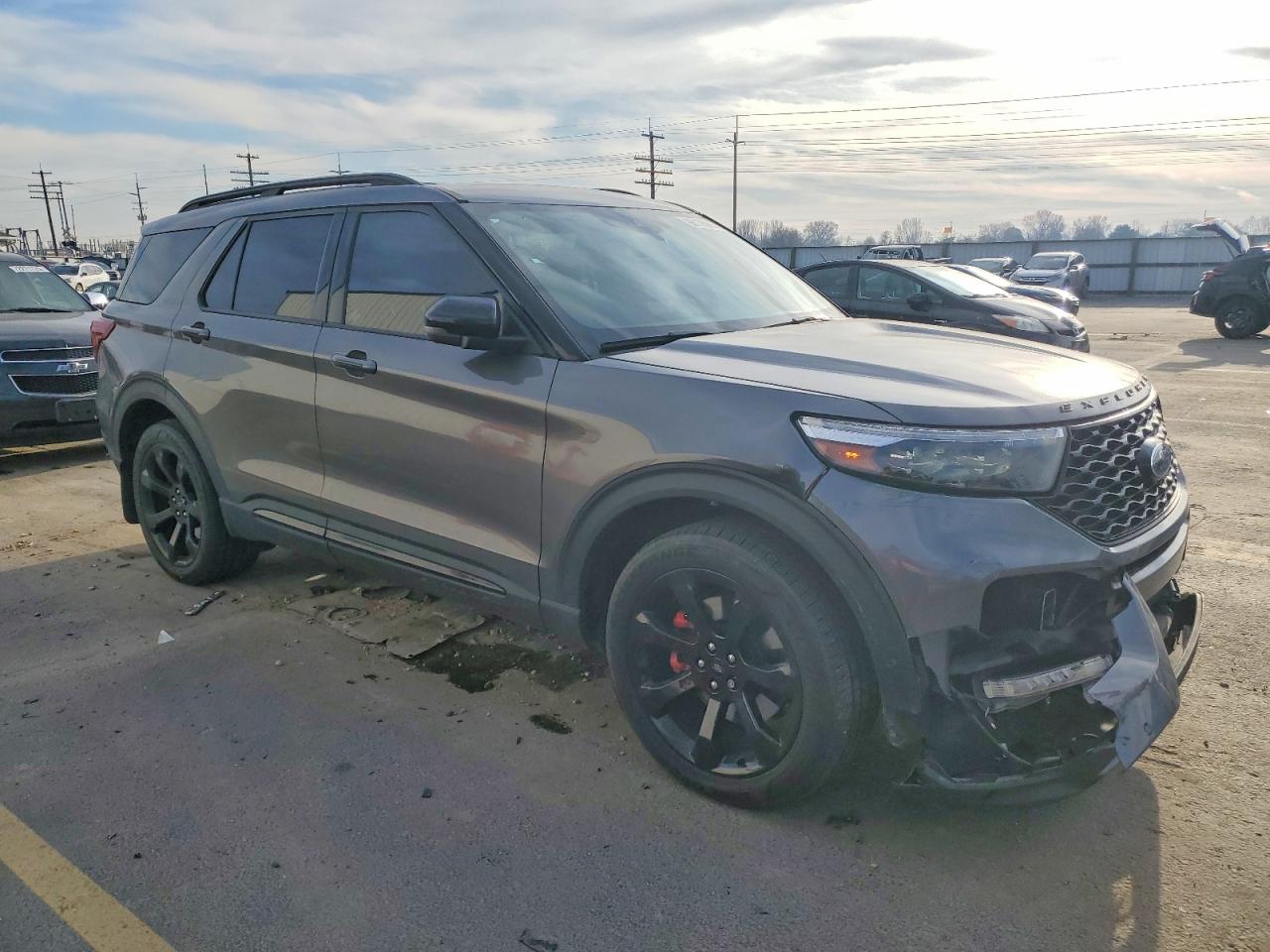 2021 FORD EXPLORER ST photo 4