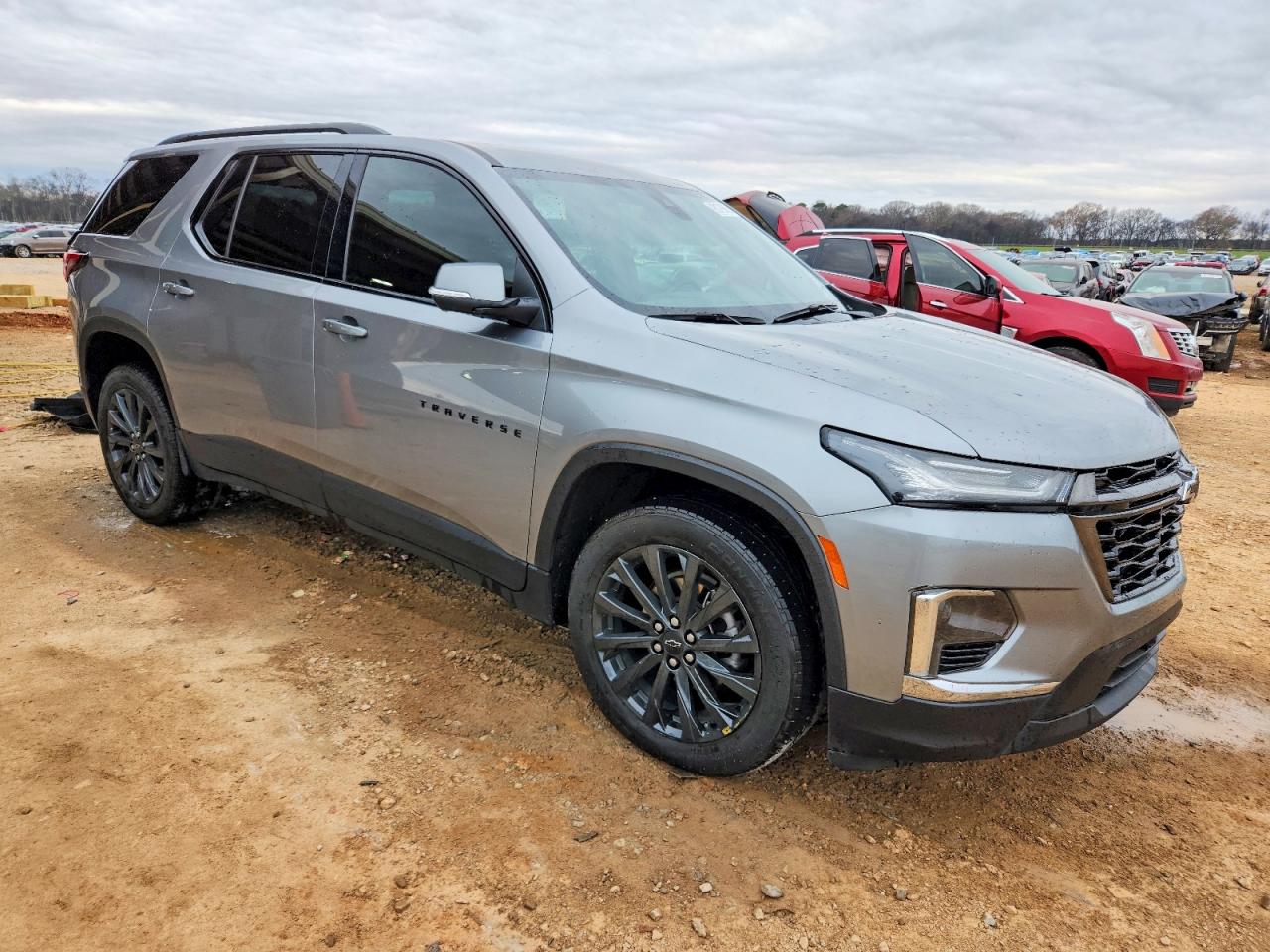 2023 CHEVROLET TRAVERSE RS photo 4