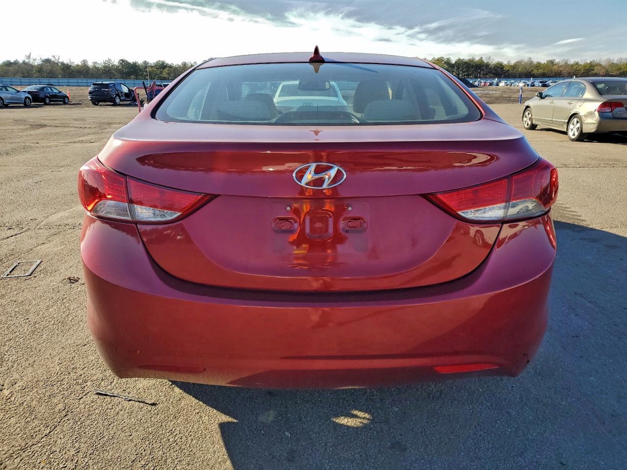 2012 HYUNDAI ELANTRA GLS photo 6