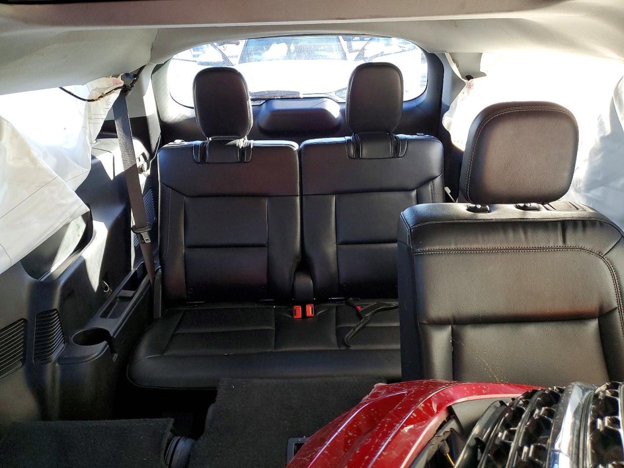 2020 FORD EXPLORER XLT photo 28
