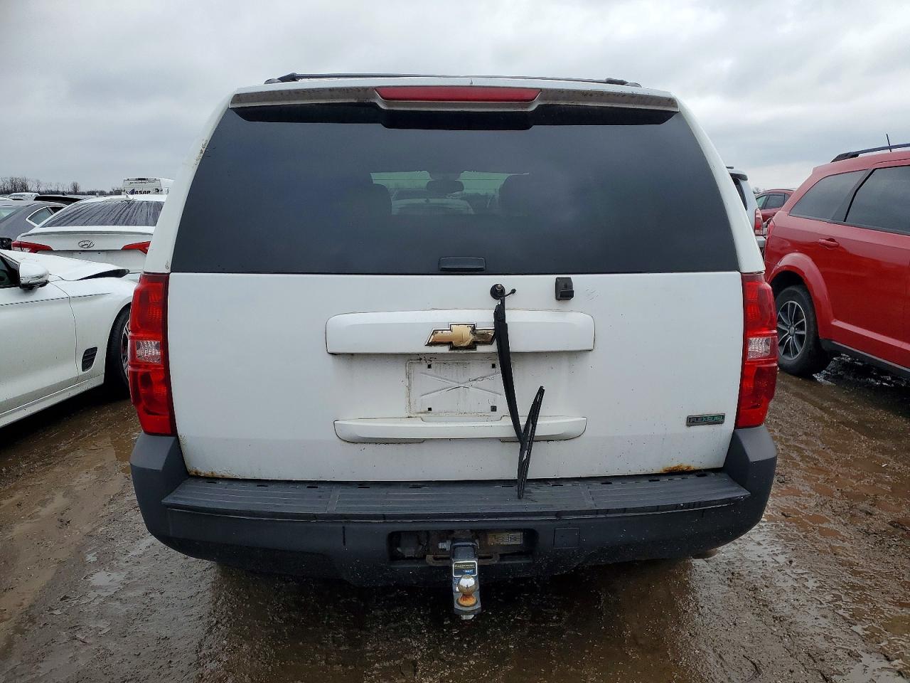 2011 CHEVROLET TAHOE K1500 LS photo 6