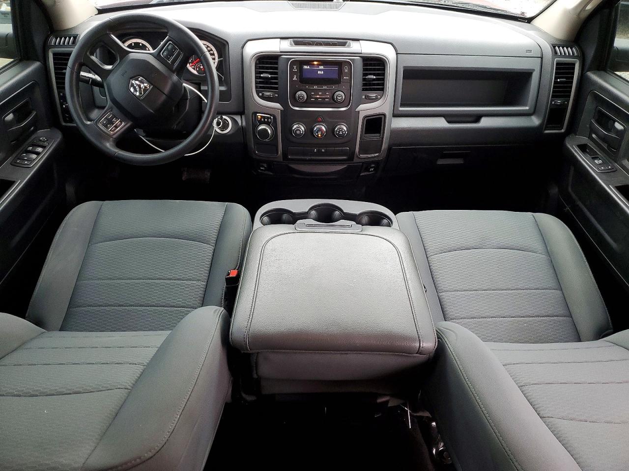 2015 RAM 1500 ST photo 8