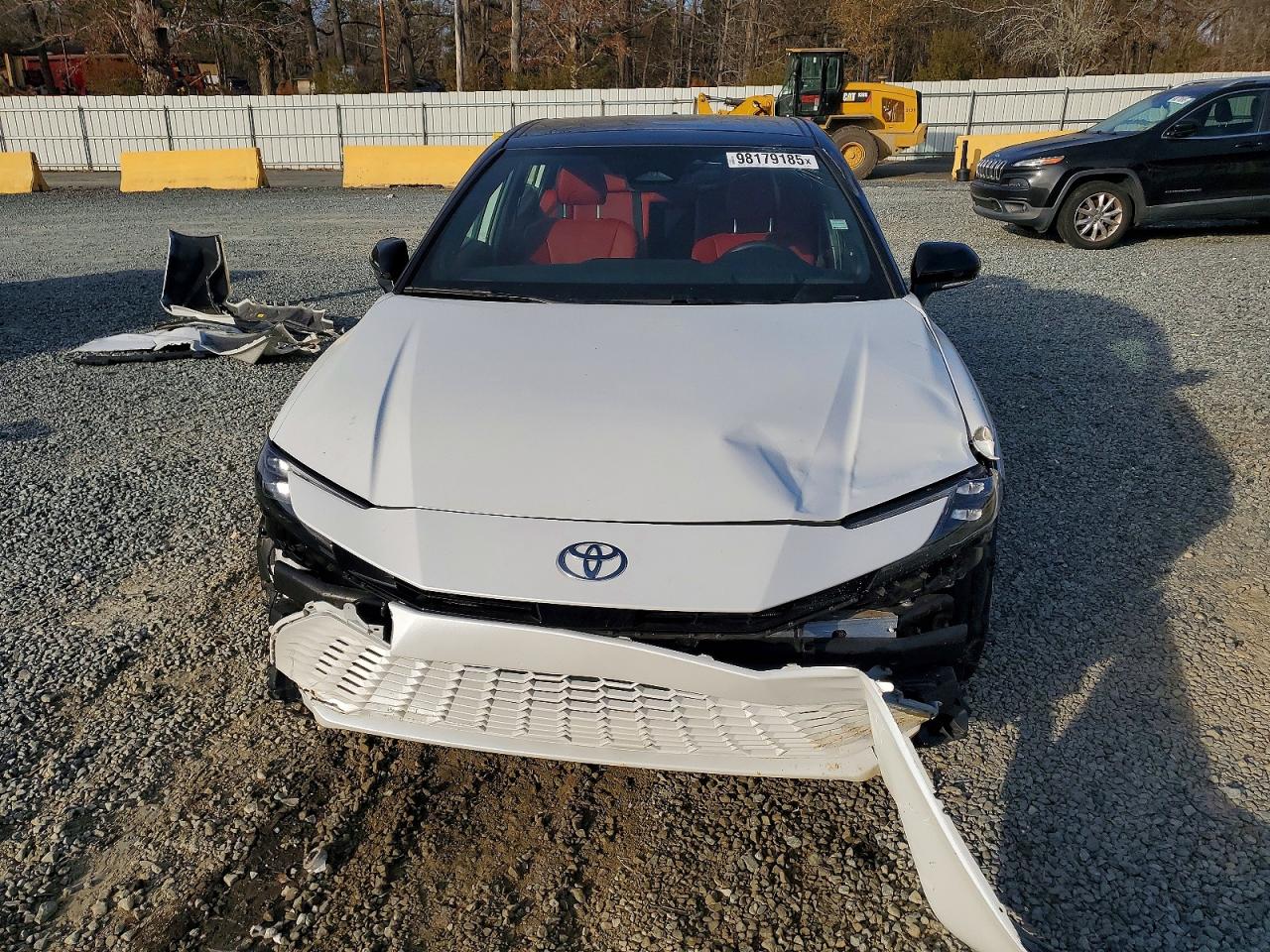 2025 TOYOTA CAMRY XSE photo 5