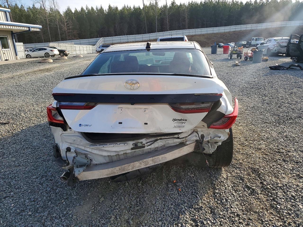 2025 TOYOTA CAMRY XSE photo 6
