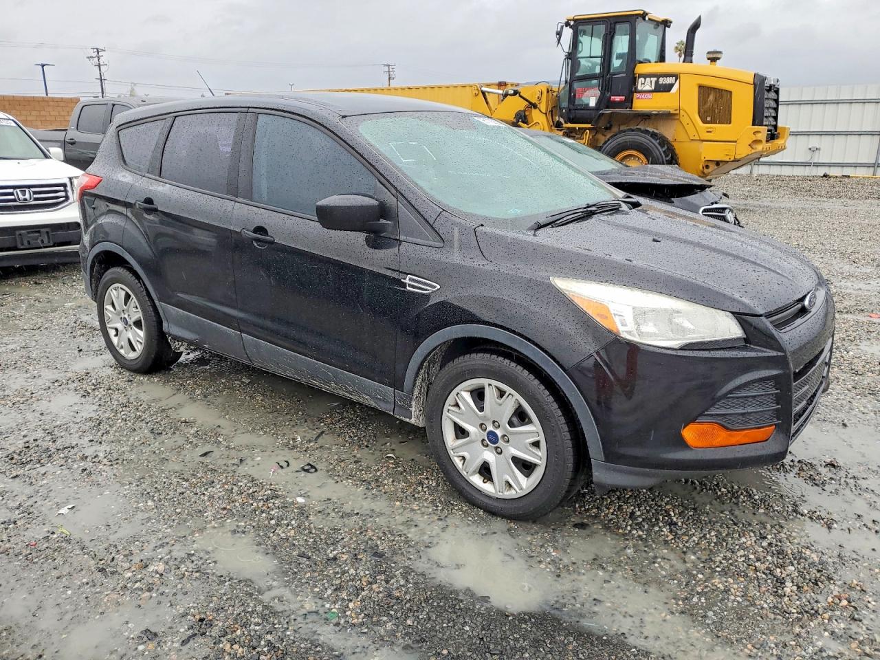 2016 FORD ESCAPE S photo 4