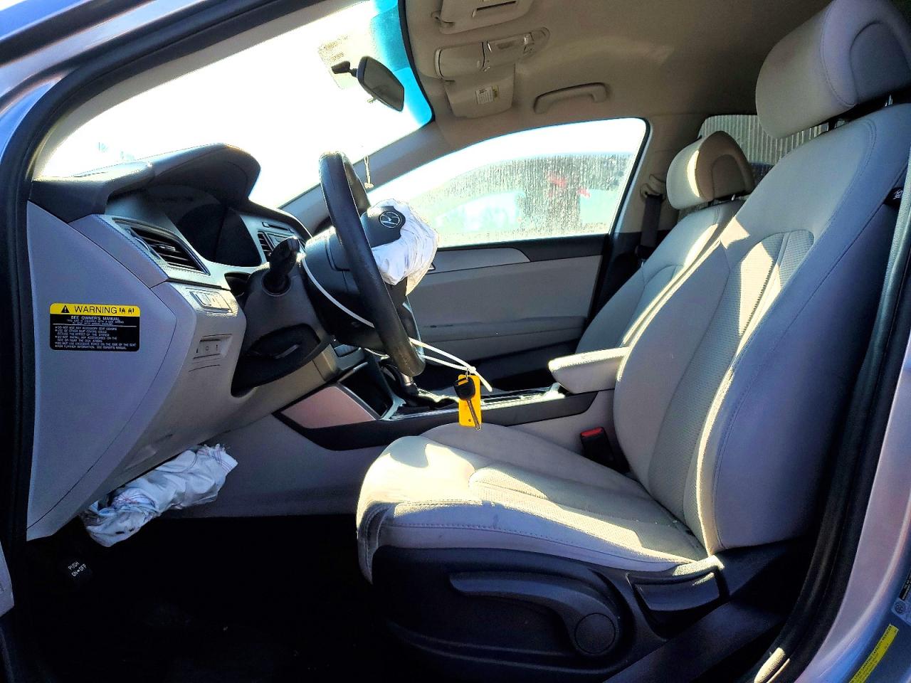 2016 HYUNDAI SONATA SE photo 13