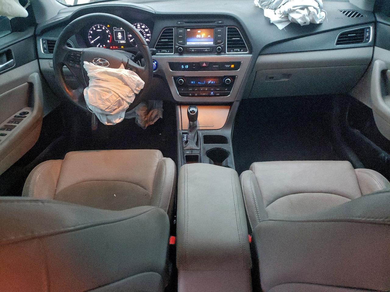 2015 HYUNDAI SONATA SPORT photo 8