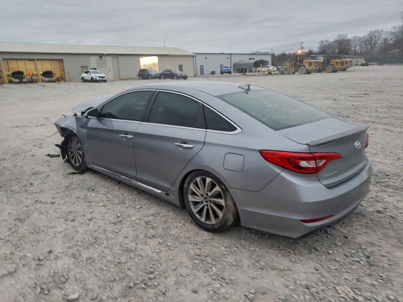 2015 HYUNDAI SONATA SPORT photo 2