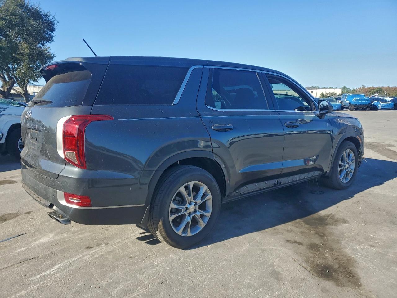 2020 HYUNDAI PALISADE SE photo 3