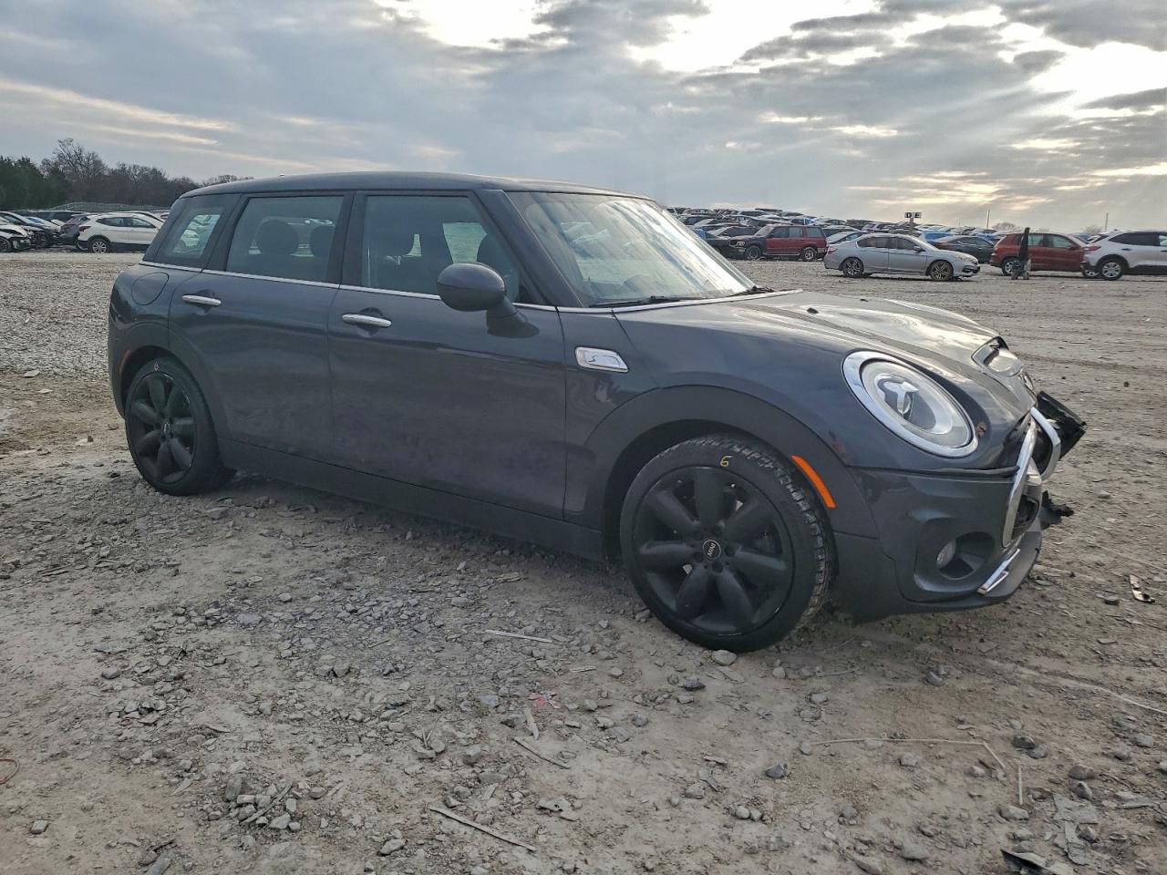 2017 MINI COOPER S CLUBMAN photo 4