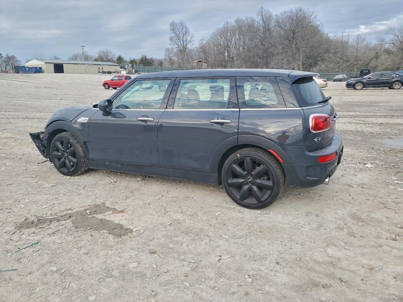 2017 MINI COOPER S CLUBMAN photo 2