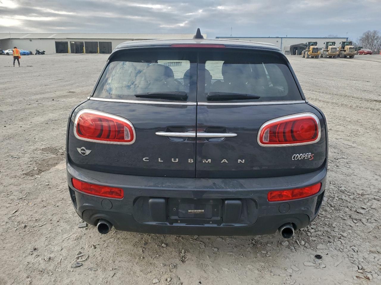 2017 MINI COOPER S CLUBMAN photo 6