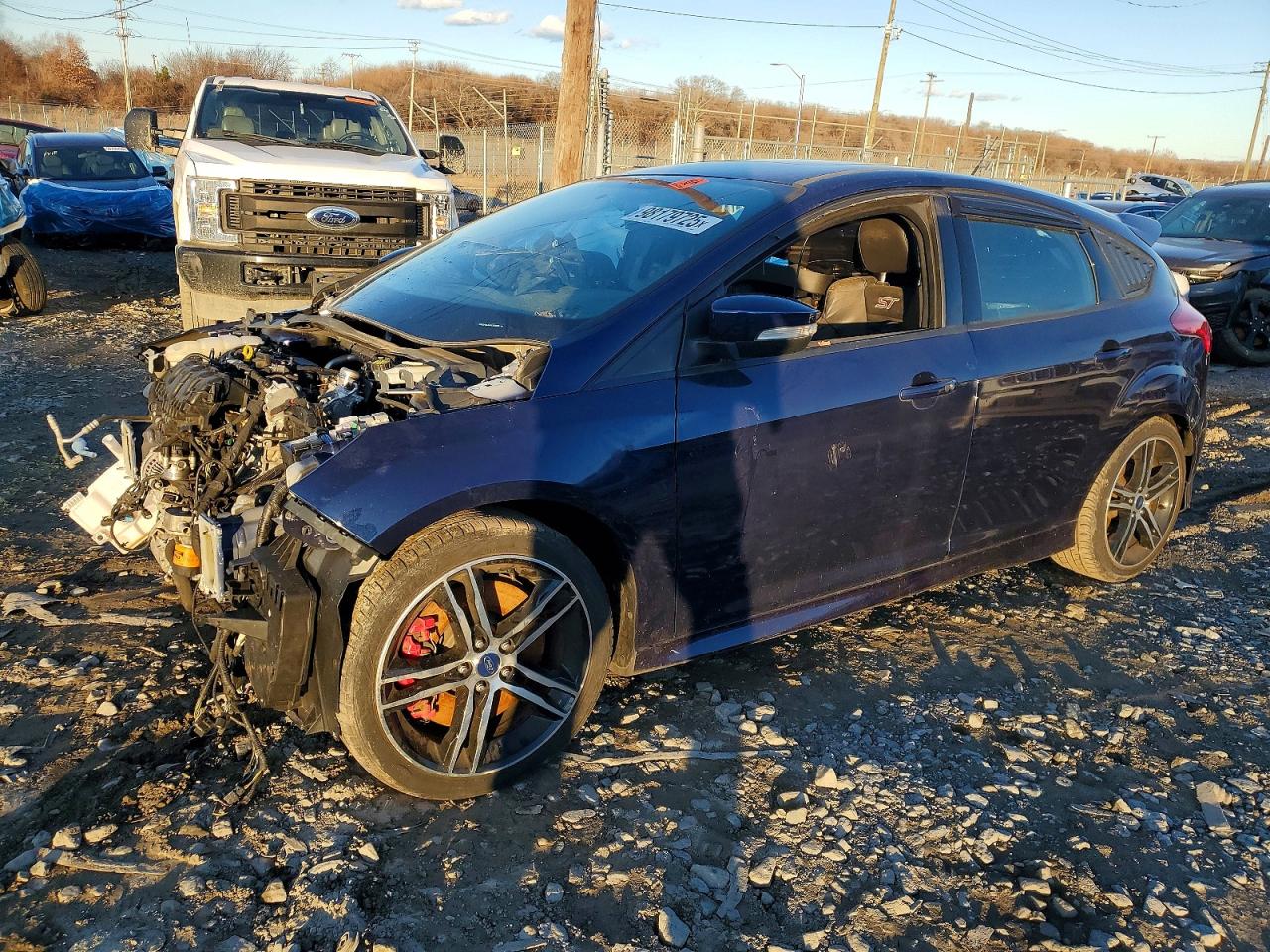 2017 FORD FOCUS
