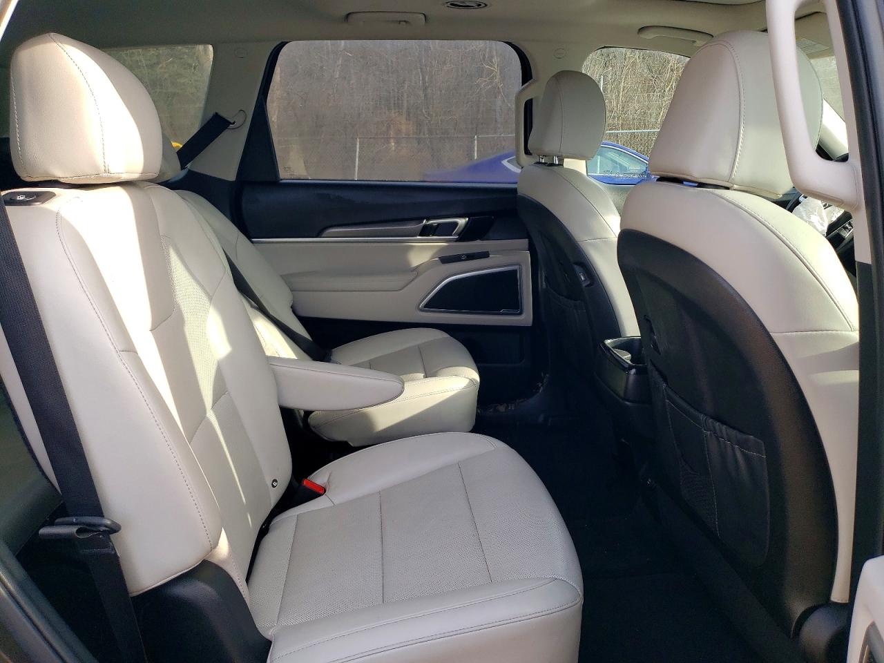 2021 KIA TELLURIDE S photo 11