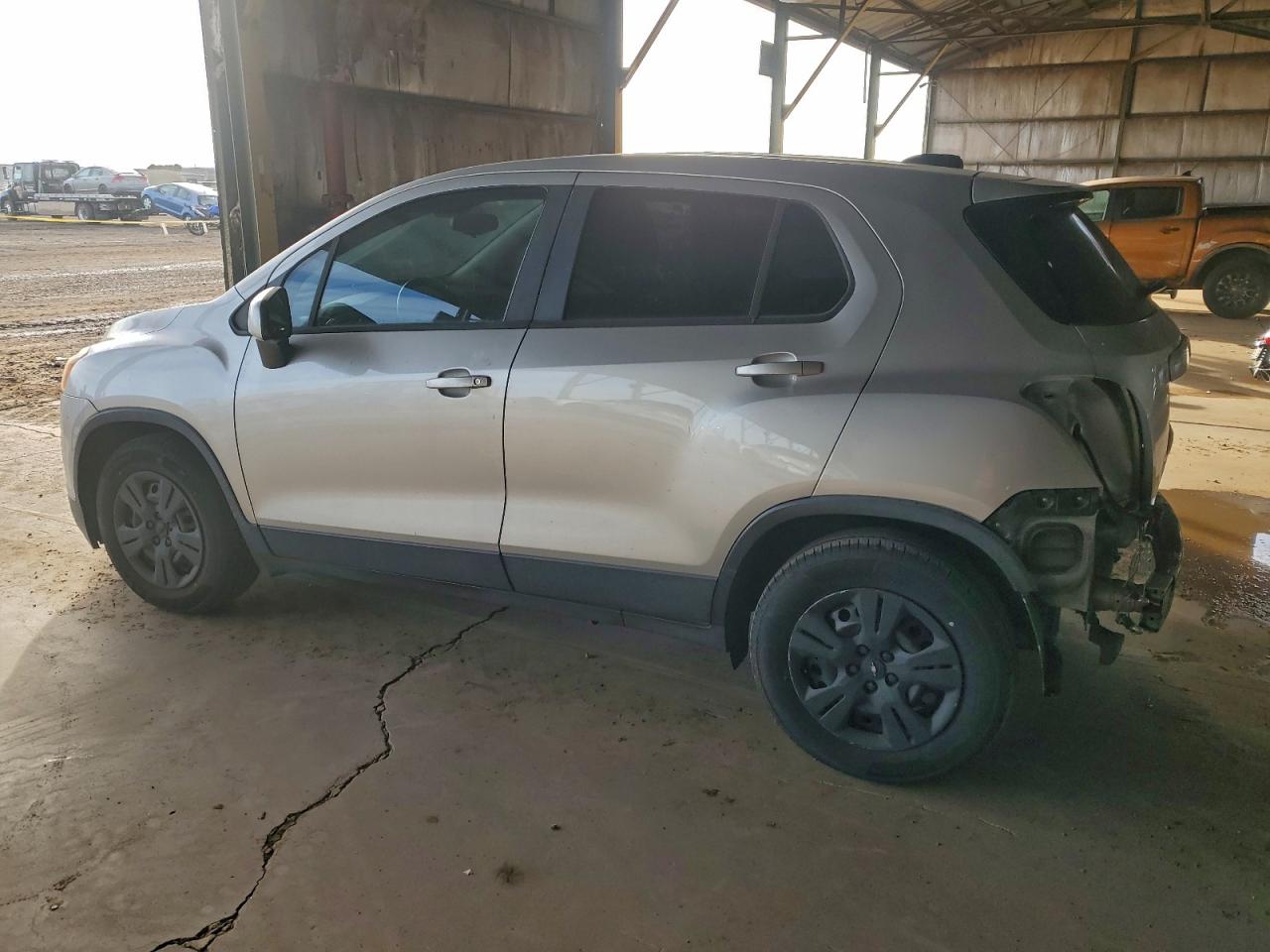 2015 CHEVROLET TRAX LS photo 3