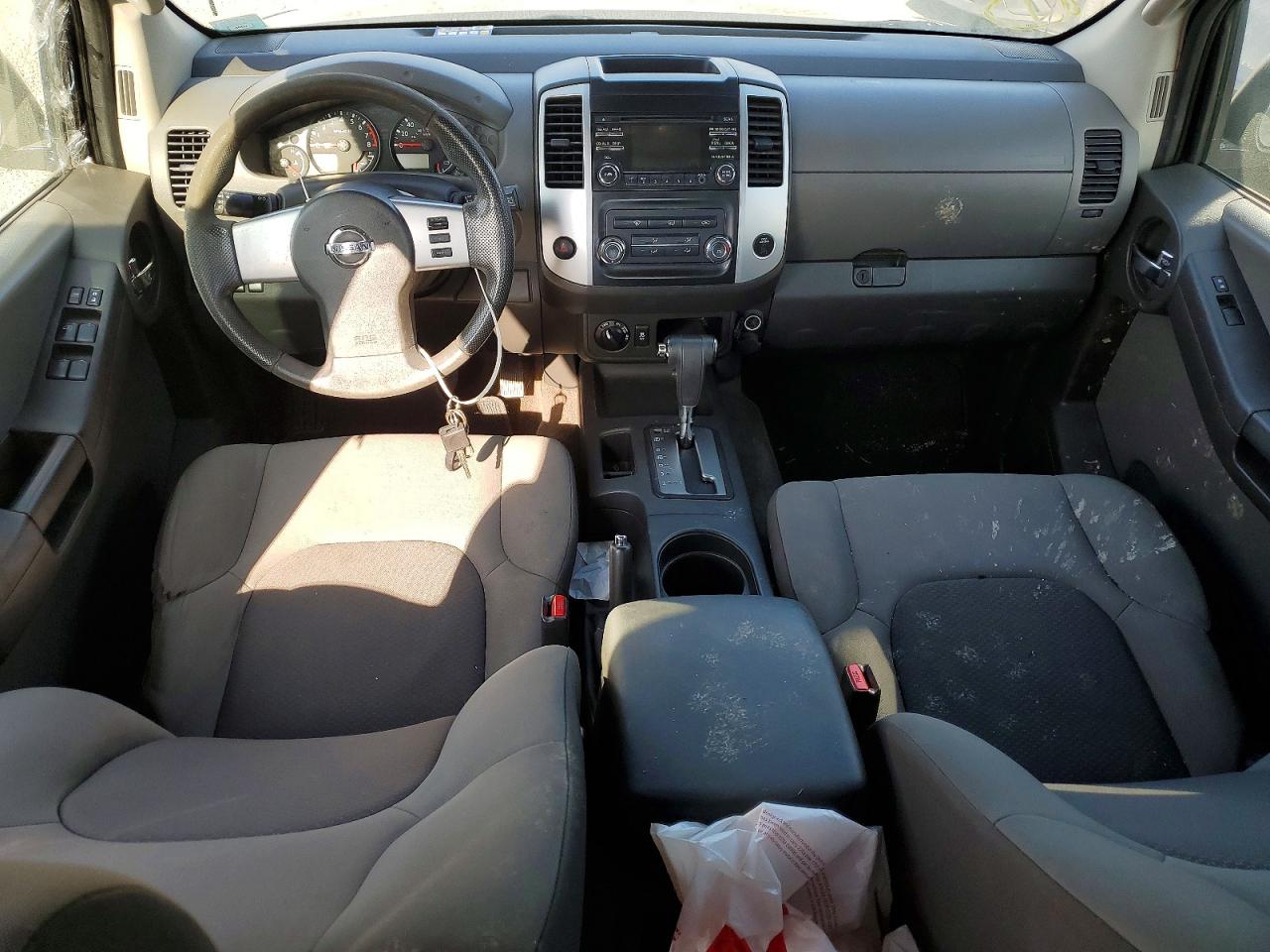 2013 NISSAN XTERRA X photo 8