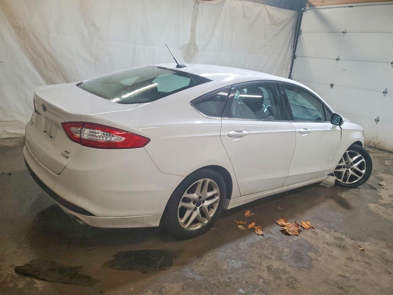 2016 FORD FUSION SE photo 3
