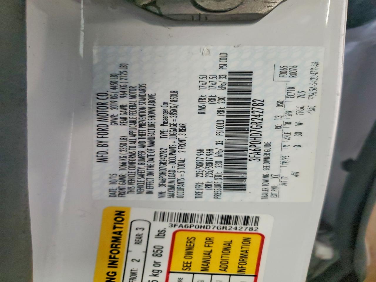 2016 FORD FUSION SE photo 12