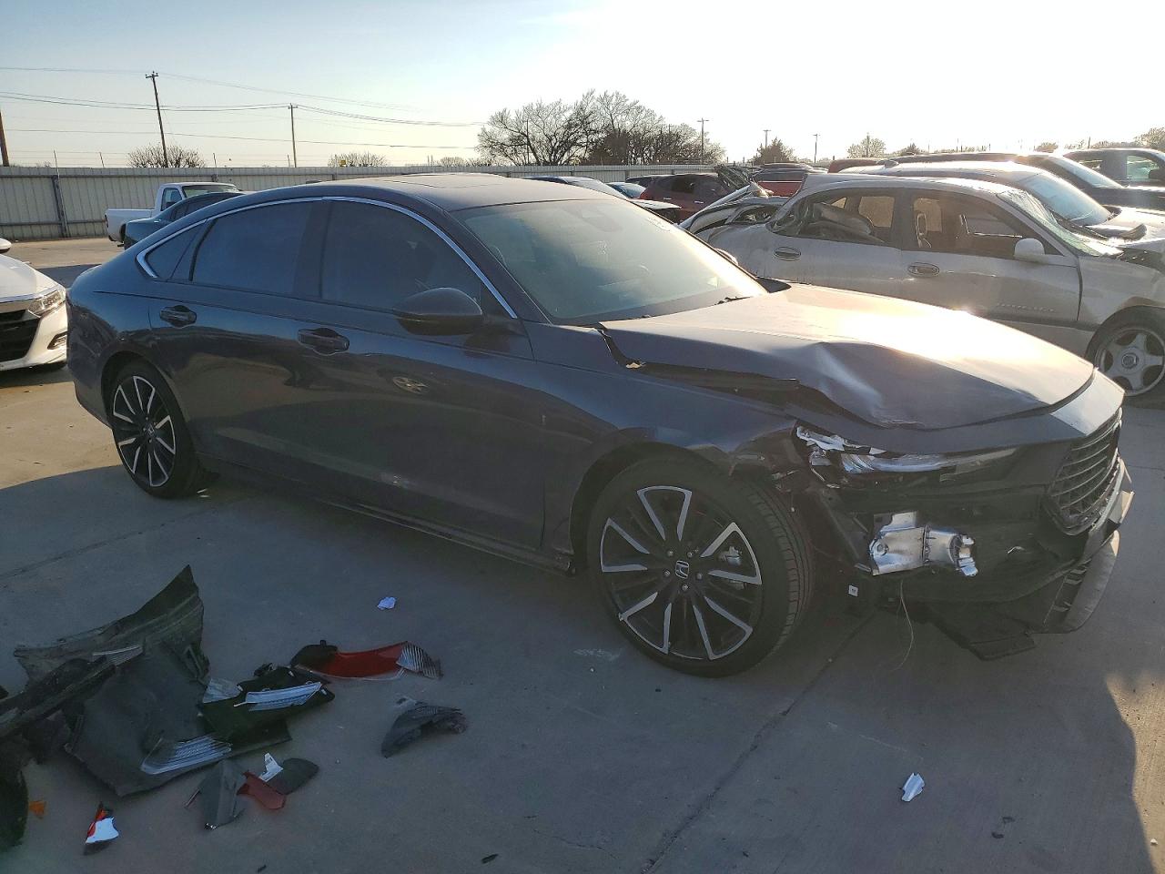 2025 HONDA ACCORD TOURING HYBRID photo 4