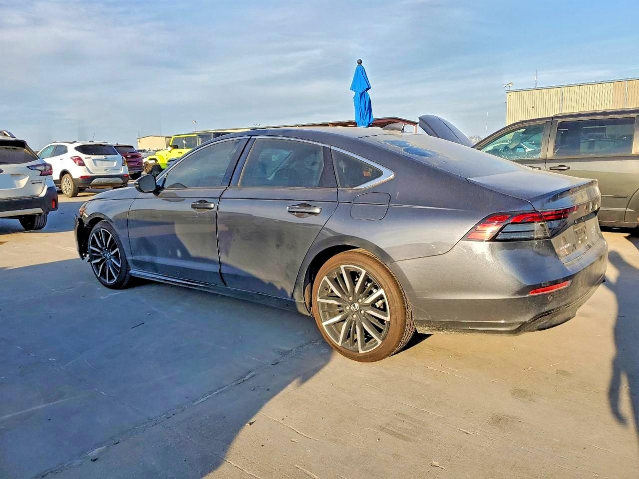 2025 HONDA ACCORD TOURING HYBRID photo 2