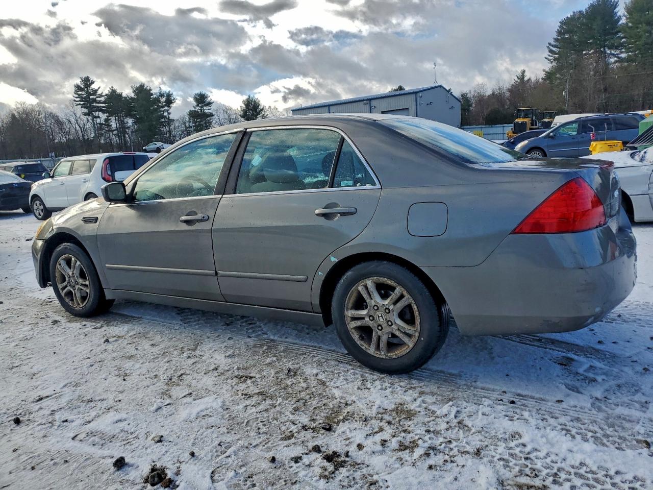 2007 HONDA ACCORD EX photo 2