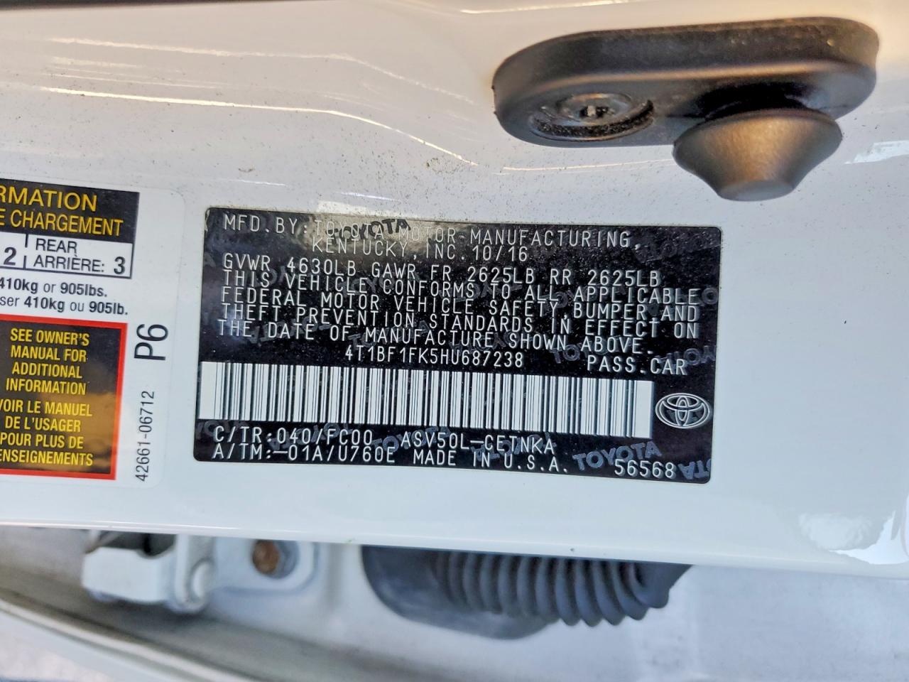 2017 TOYOTA CAMRY LE photo 13