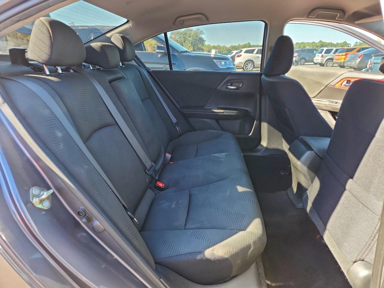 2017 HONDA ACCORD LX photo 10