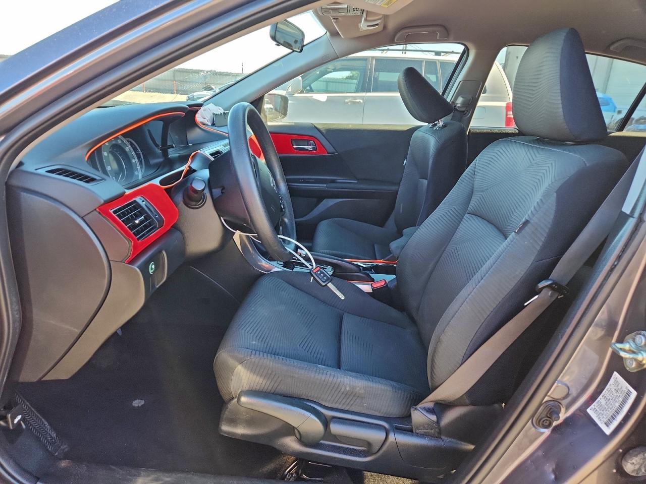 2017 HONDA ACCORD LX photo 7
