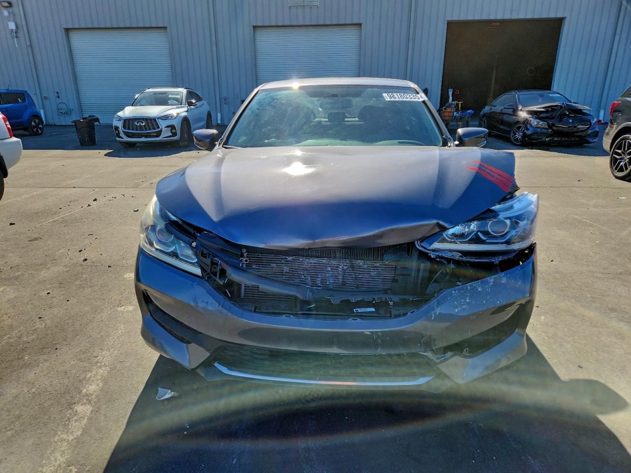 2017 HONDA ACCORD LX photo 5