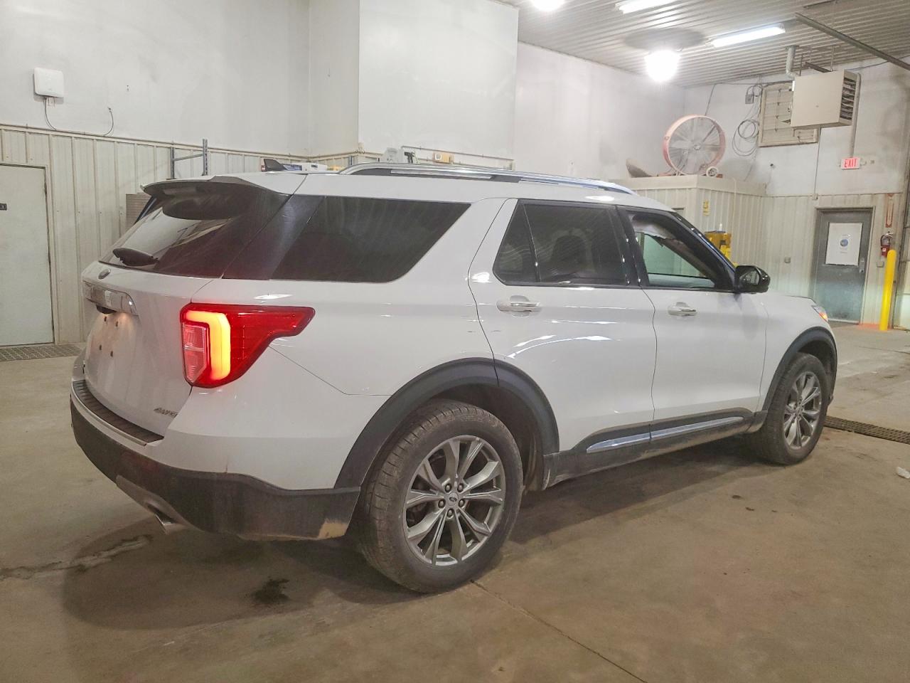 2023 FORD EXPLORER LIMITED photo 3