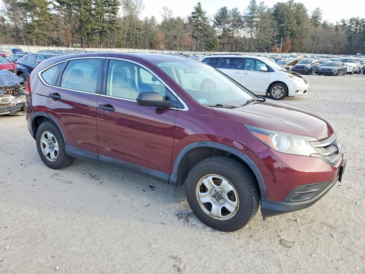 2014 HONDA CR-V LX photo 4