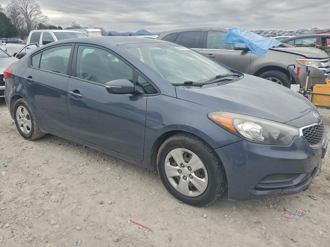 2015 KIA FORTE LX photo 4