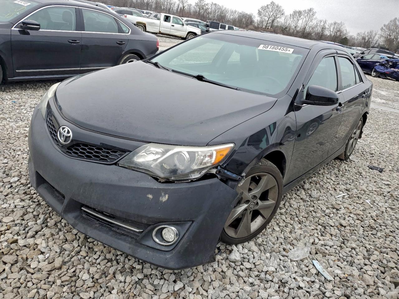 2013 TOYOTA CAMRY