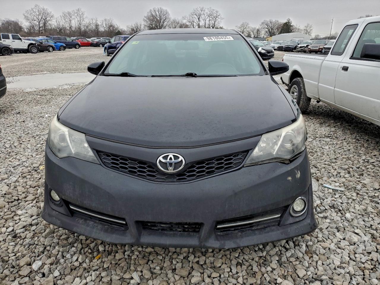 2013 TOYOTA CAMRY SE photo 5