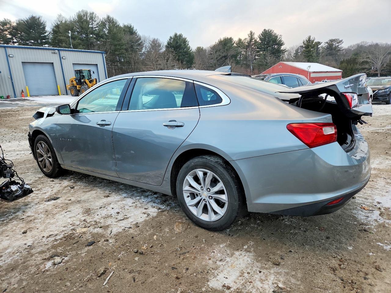 2023 CHEVROLET MALIBU LT photo 3