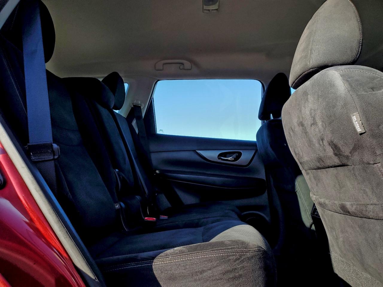 2016 NISSAN ROGUE S photo 11