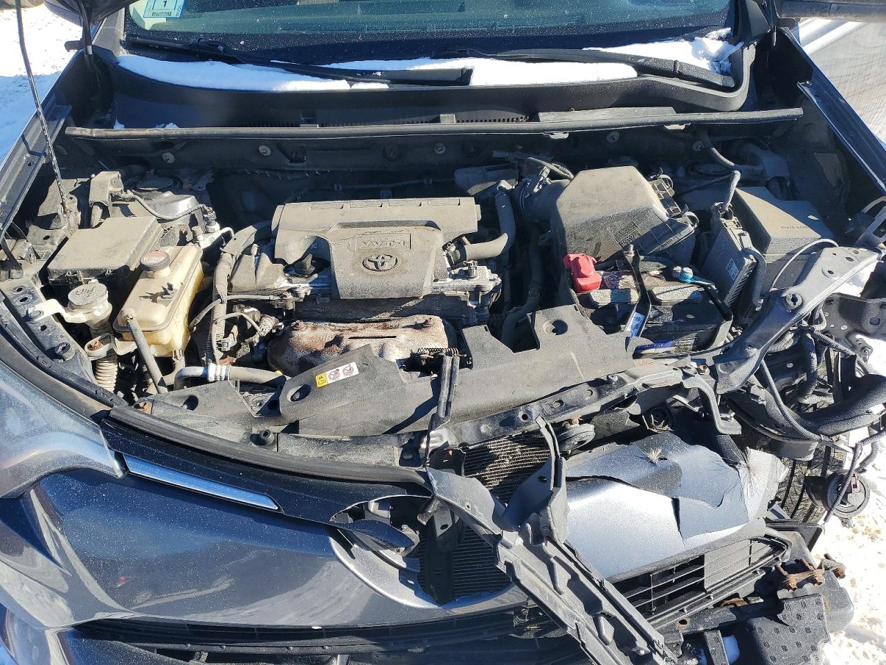 2016 TOYOTA RAV4 LE photo 12