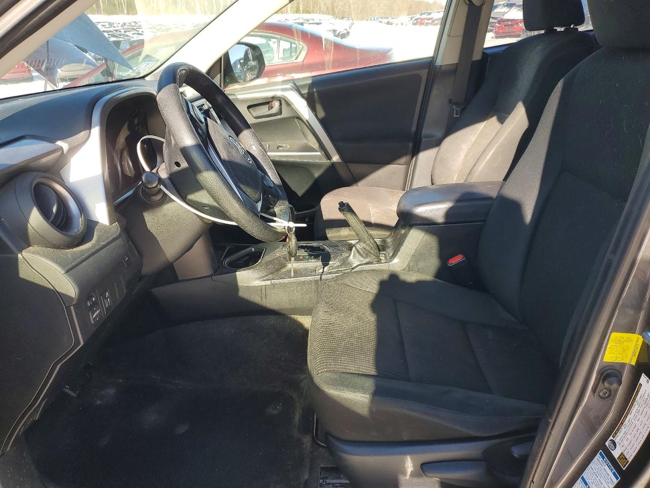 2016 TOYOTA RAV4 LE photo 7
