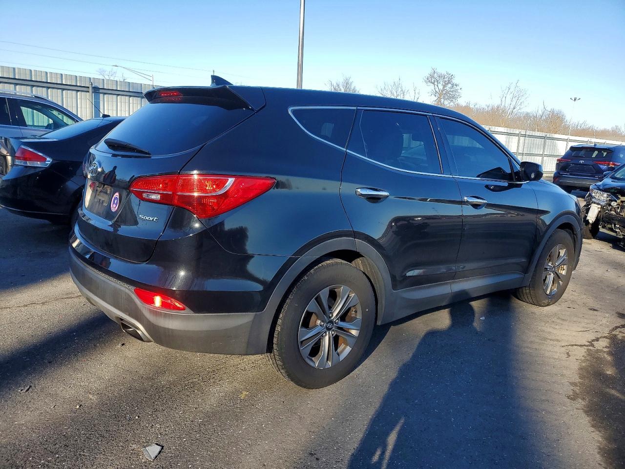2016 HYUNDAI SANTA FE SPORT photo 3