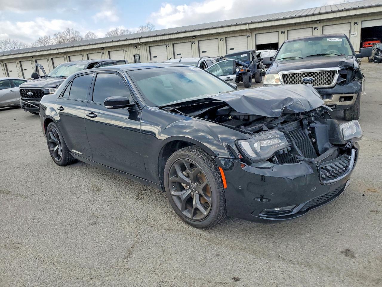 2021 CHRYSLER 300 S photo 4