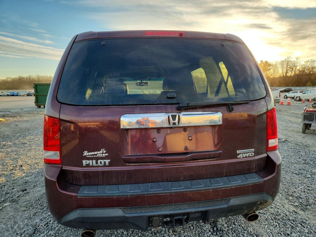 2015 HONDA PILOT EXLN photo 16
