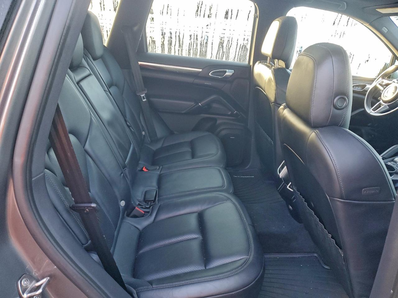2016 PORSCHE CAYENNE SE HYBRID photo 10